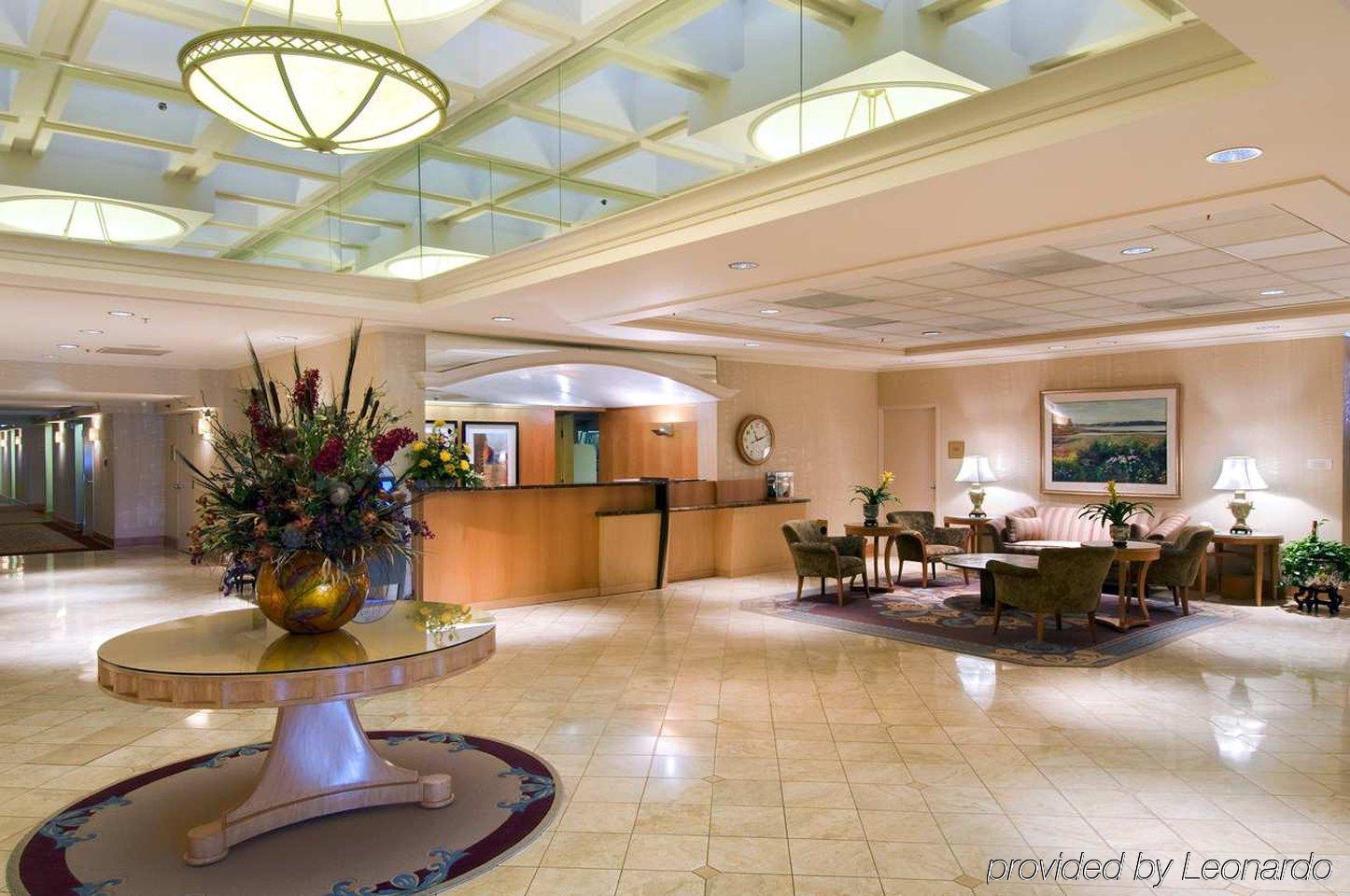 Doubletree By Hilton Akron Fairlawn Interior foto